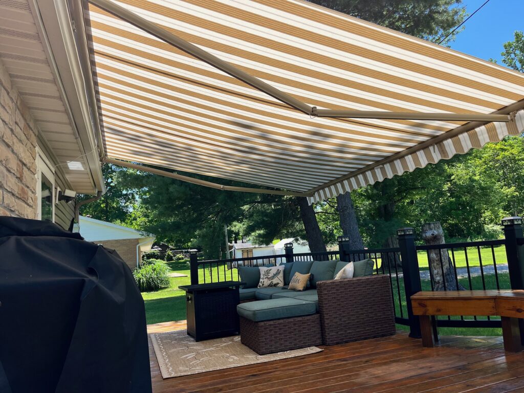 Retractable Awning Image