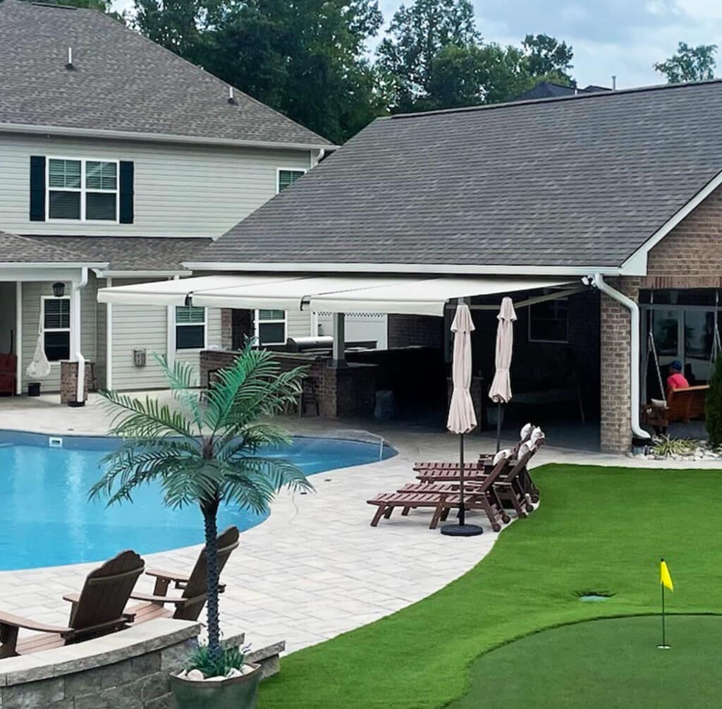 Double retractable awning