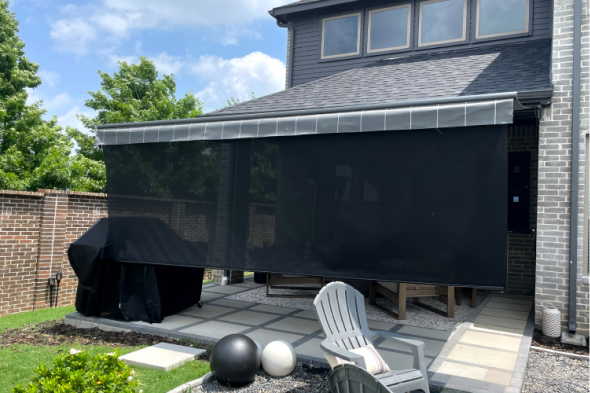 awning with privacy screen down in front